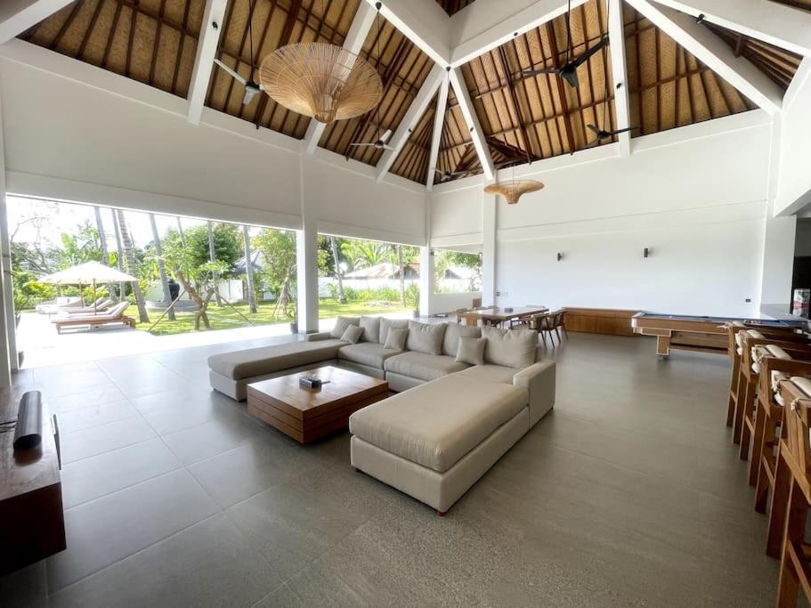 Villa Vespa Lovina Exterior foto