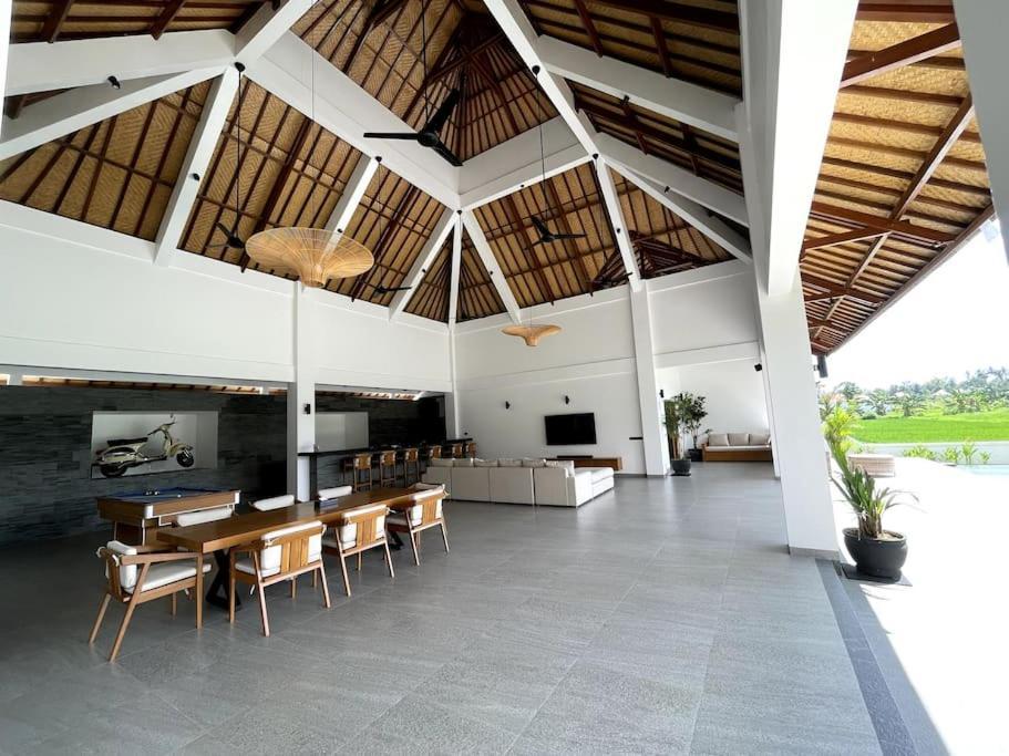 Villa Vespa Lovina Exterior foto